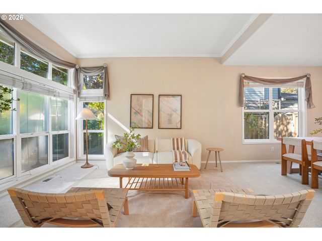 7871 Sw KINGFISHER Way, Portland, OR 97224