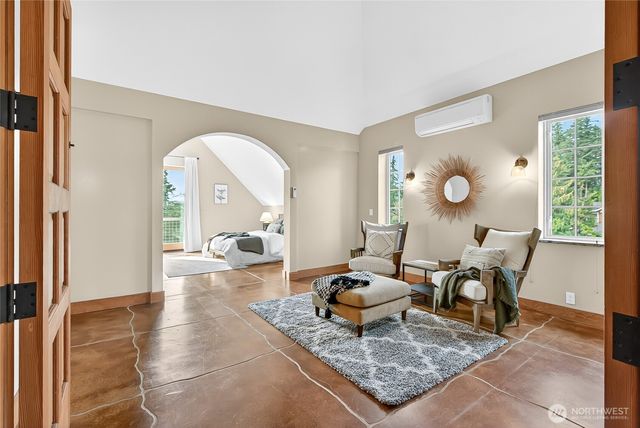 835 Samish Way, Bellingham, WA 98229