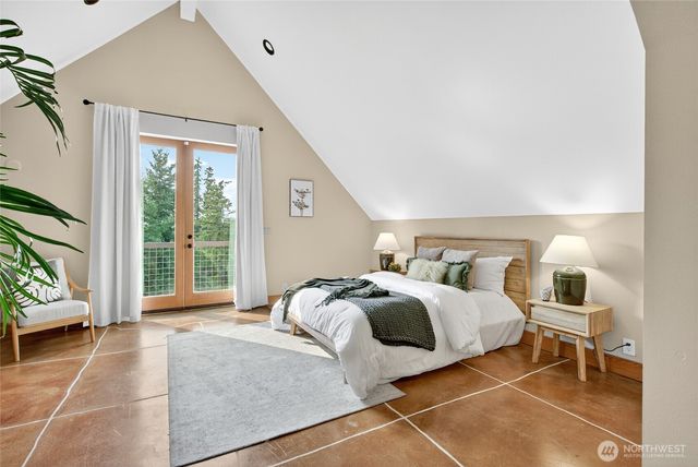 835 Samish Way, Bellingham, WA 98229