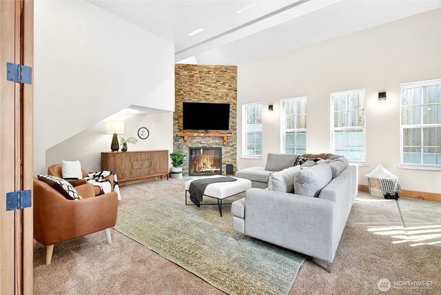 835 Samish Way, Bellingham, WA 98229