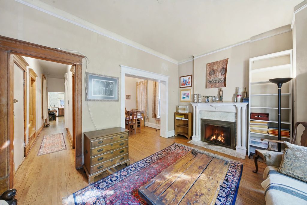 5703 S Kenwood Avenue 1, Chicago, IL 60637 — photo 3