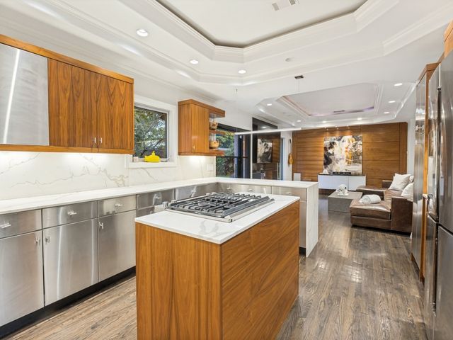 10314 Sherbrook Lane, Dallas, TX 75229
