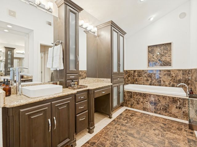 10314 Sherbrook Lane, Dallas, TX 75229