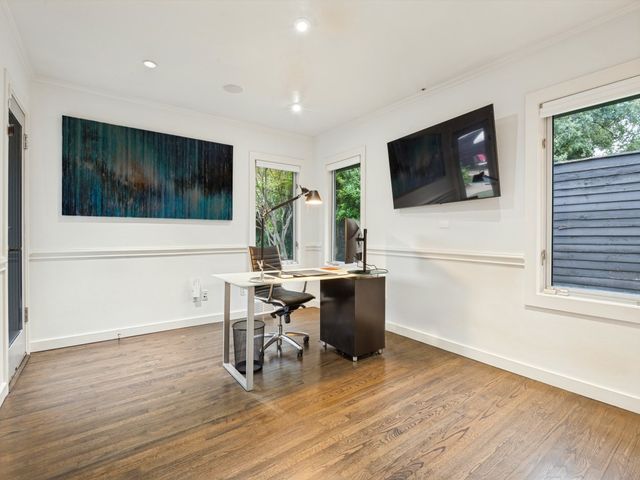 10314 Sherbrook Lane, Dallas, TX 75229
