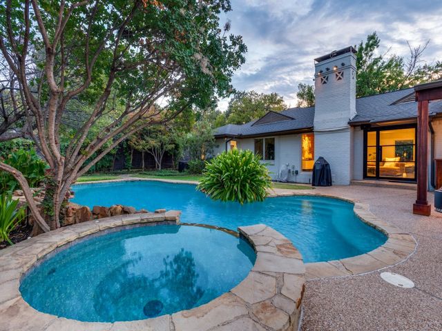 10314 Sherbrook Lane, Dallas, TX 75229