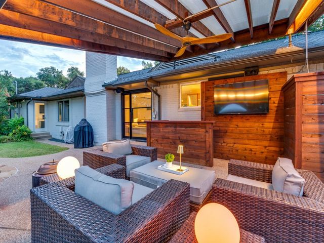 10314 Sherbrook Lane, Dallas, TX 75229