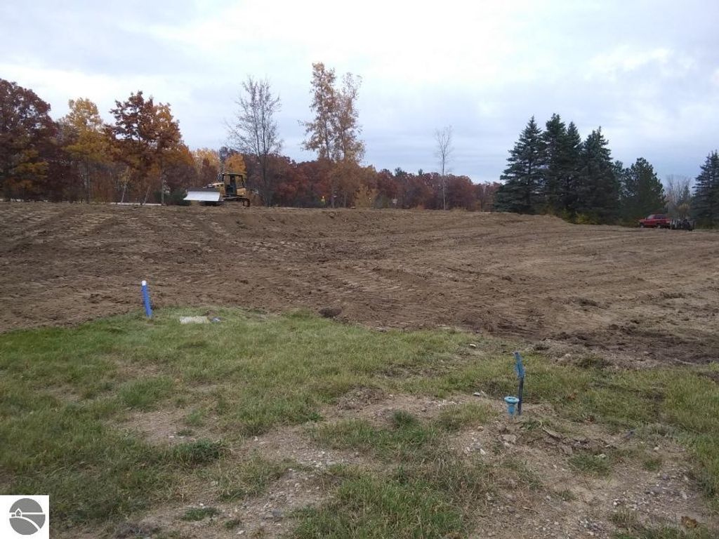 Image 3 of property listing at 1014 Industrial Park Drive, Mt Pleasant, MI 48858