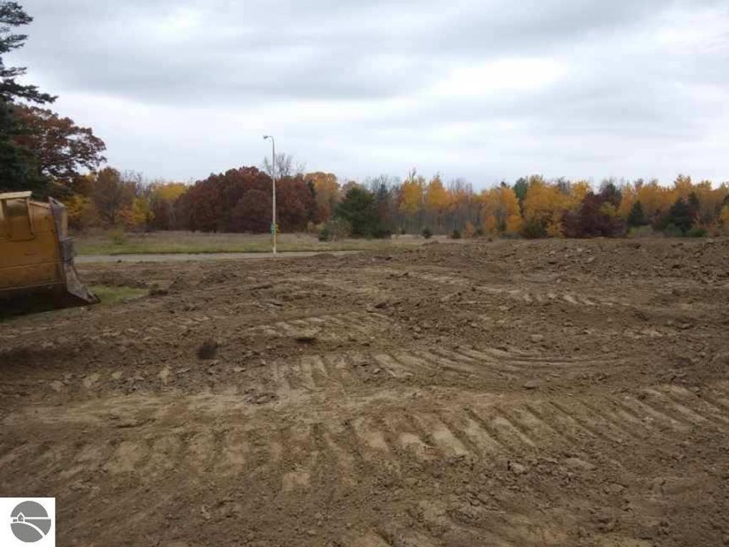 Image 5 of property listing at 1014 Industrial Park Drive, Mt Pleasant, MI 48858