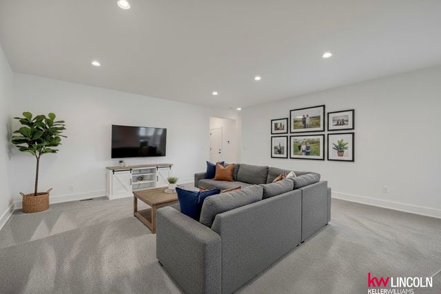 11753 S 125 Street, Papillion, NE 68046