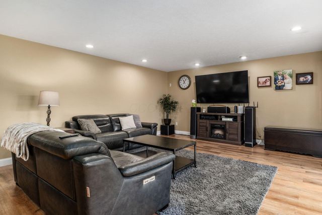 916 Washington Street, Pickerington, OH 43147