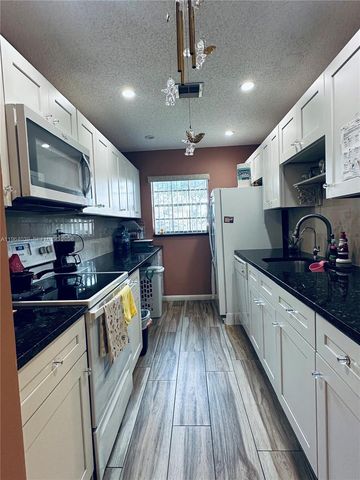 5260 Nesting Way B, Delray Beach, FL 33484