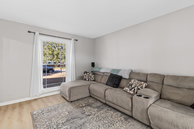 218 Hamlet Road, Summerville, SC 29485