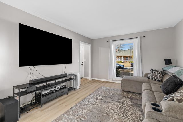 218 Hamlet Road, Summerville, SC 29485