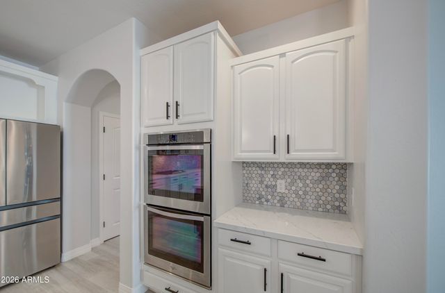 11518 E SEAVER Avenue, Mesa, AZ 85212