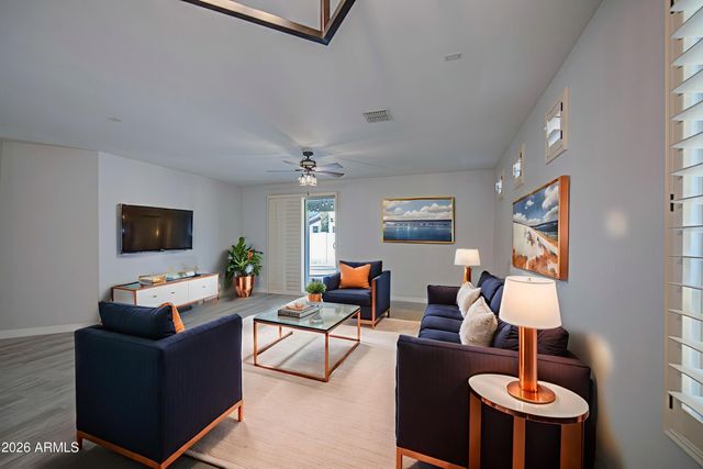 11518 E SEAVER Avenue, Mesa, AZ 85212