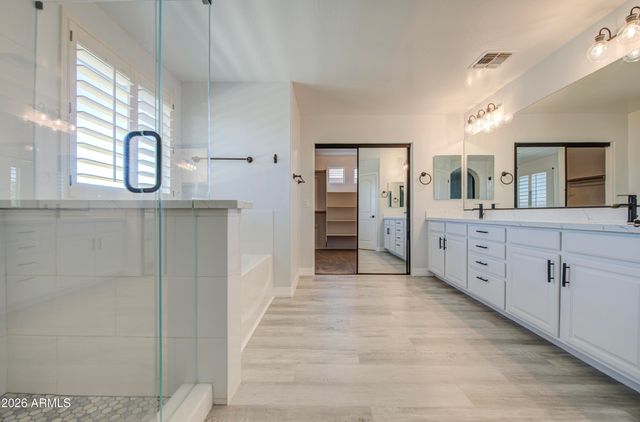 11518 E SEAVER Avenue, Mesa, AZ 85212