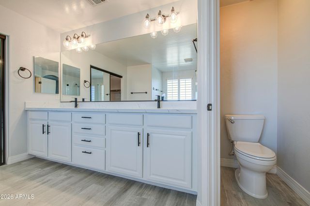 11518 E SEAVER Avenue, Mesa, AZ 85212