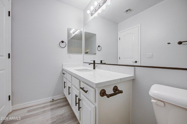 11518 E SEAVER Avenue, Mesa, AZ 85212