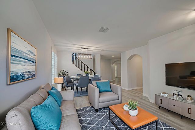 11518 E SEAVER Avenue, Mesa, AZ 85212