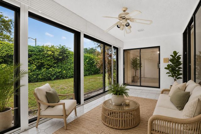 10523 Ladypalm B, Boca Raton, FL 33498