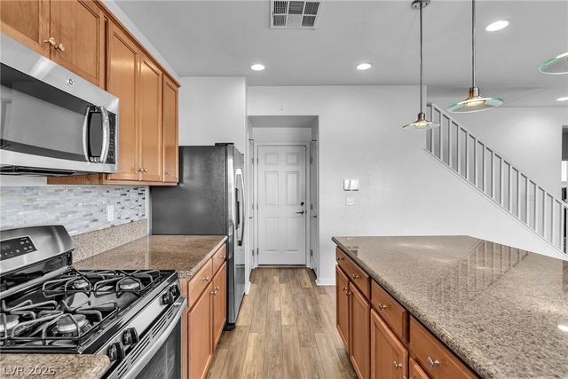 6402 Harline Heights Street, Las Vegas, NV 89113