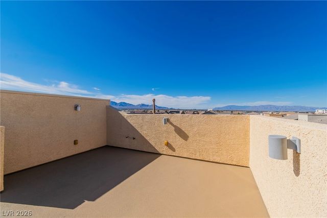 6402 Harline Heights Street, Las Vegas, NV 89113