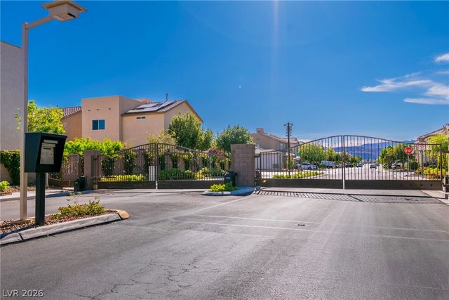 6402 Harline Heights Street, Las Vegas, NV 89113