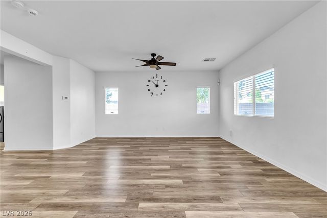 6402 Harline Heights Street, Las Vegas, NV 89113