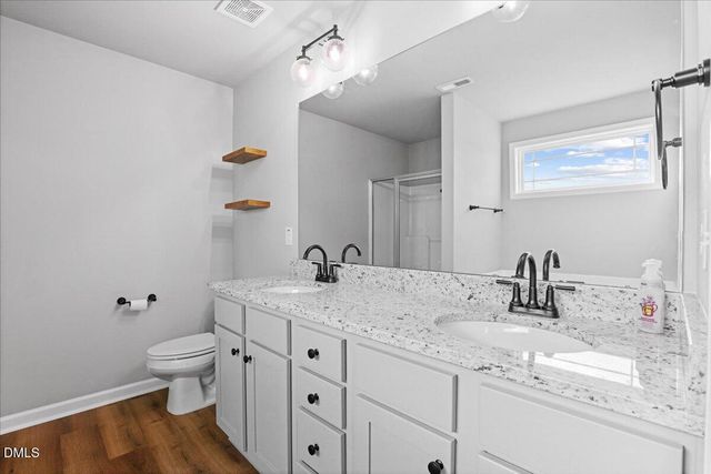 398 Sandcastle Lane, Four Oaks, NC 27524