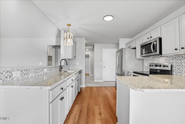398 Sandcastle Lane, Four Oaks, NC 27524