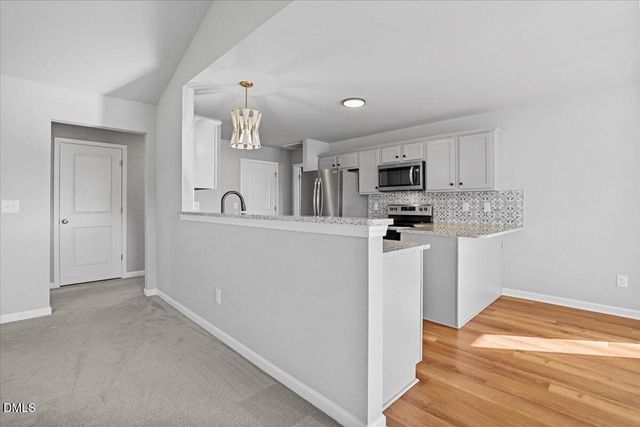 398 Sandcastle Lane, Four Oaks, NC 27524