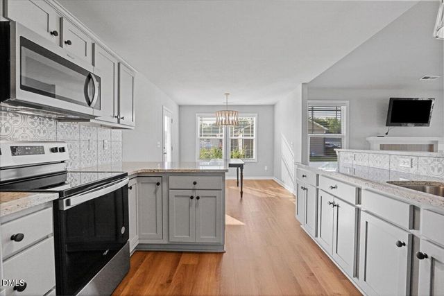 398 Sandcastle Lane, Four Oaks, NC 27524