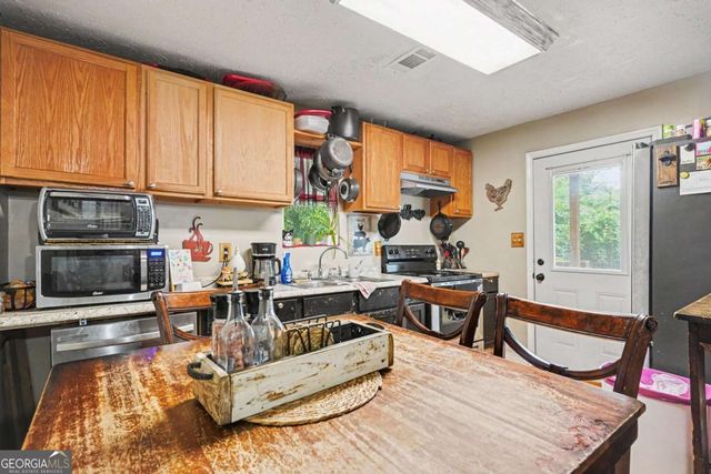 319 W Broadway Street, Griffin, GA 30223