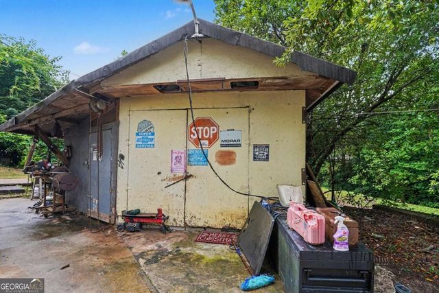 319 W Broadway Street, Griffin, GA 30223