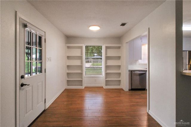 609 E Walnut Avenue S, Mcallen, TX 78501