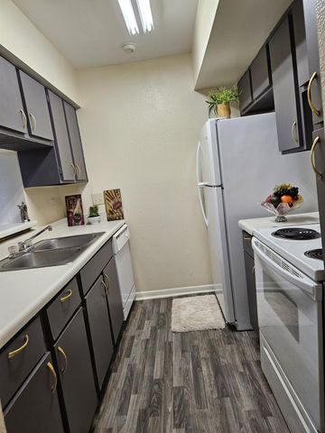 8433 Hearth Drive 38, Houston, TX 77054