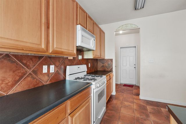 4620 W William Cannon DR 2, Austin, TX 78749