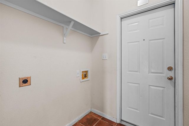 4620 W William Cannon DR 2, Austin, TX 78749