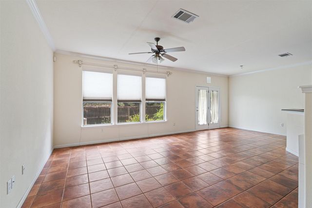 4620 W William Cannon DR 2, Austin, TX 78749