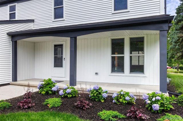 34640 Princeton Street, Farmington Hills, MI 48331