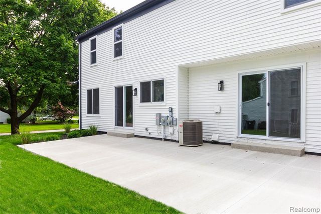 34640 Princeton Street, Farmington Hills, MI 48331