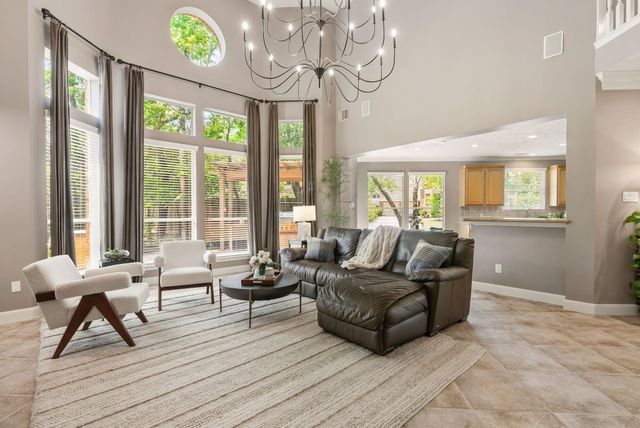 11 Mirror Ridge Court, The Woodlands, TX 77382