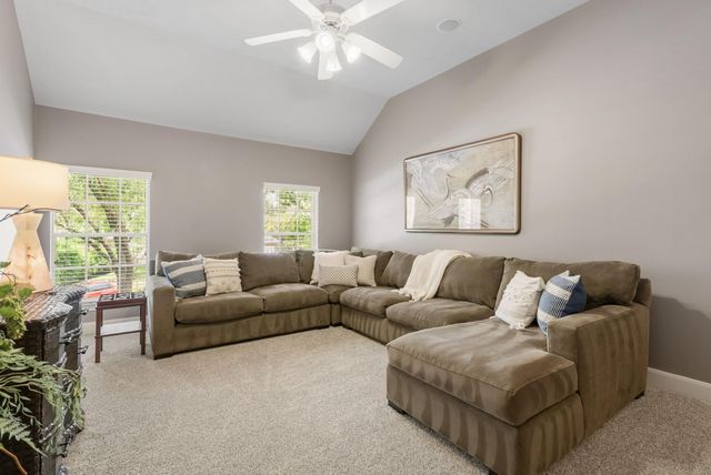 11 Mirror Ridge Court, The Woodlands, TX 77382