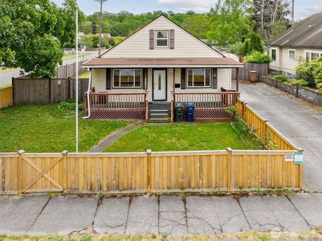 5801 S Pine Street, Tacoma, WA 98409