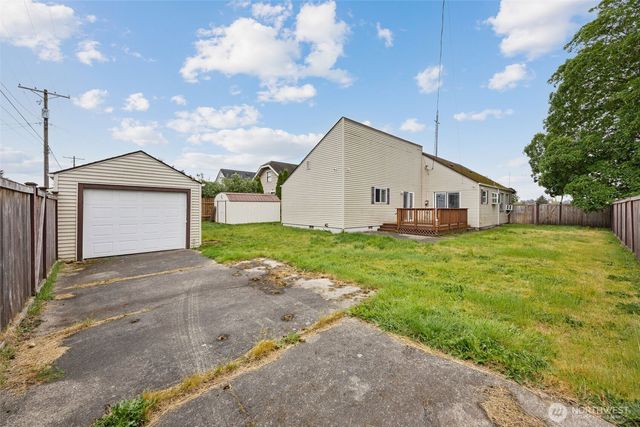 5801 S Pine Street, Tacoma, WA 98409