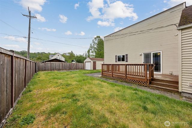 5801 S Pine Street, Tacoma, WA 98409
