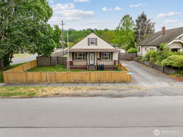 5801 S Pine Street, Tacoma, WA 98409