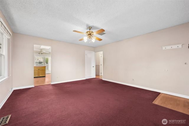 5801 S Pine Street, Tacoma, WA 98409