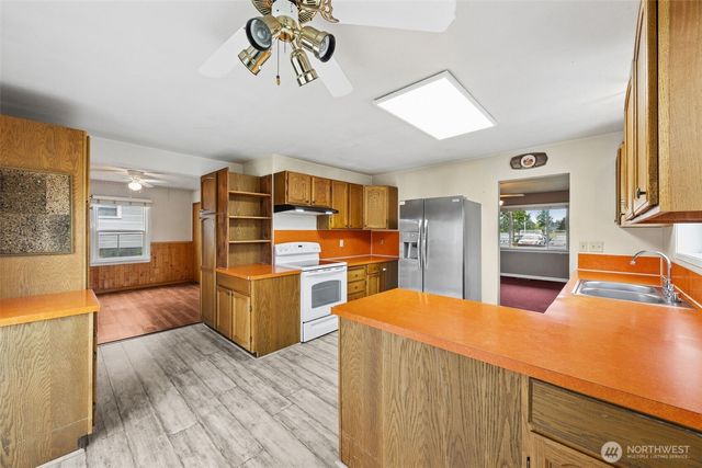 5801 S Pine Street, Tacoma, WA 98409