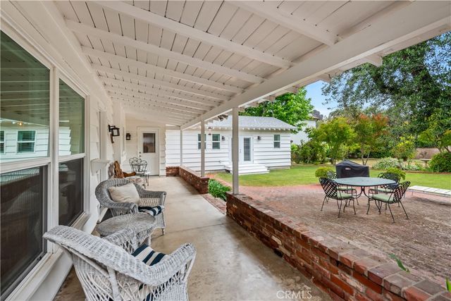 5210 Quakertown, Woodland Hills, CA 91364